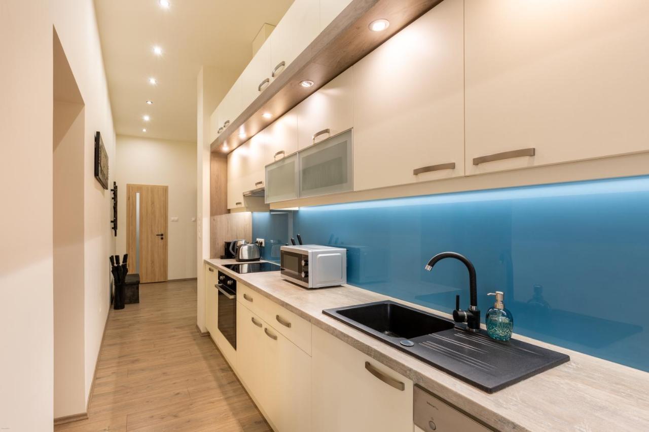 Gde Jaszai Panorama Appartement Boedapest Buitenkant foto